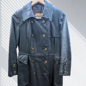 Sophisticated Black Double-Breasted Leather Trench Coat